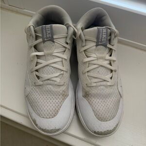 Nike Volleyball sneakers size 5Y